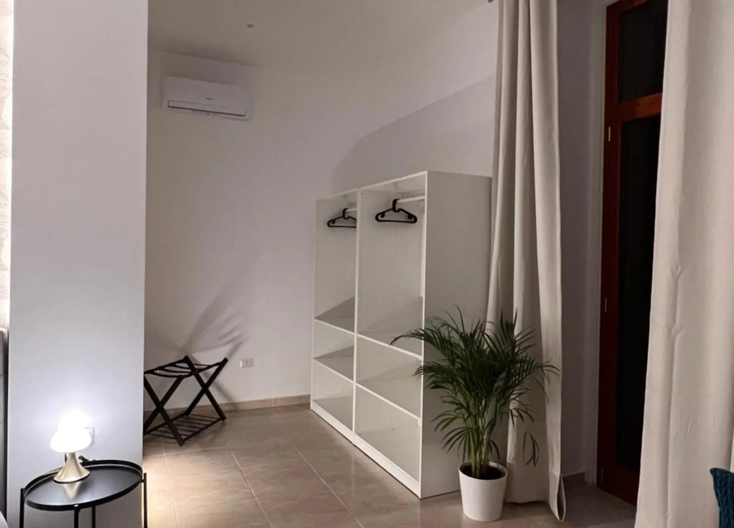 Astorya E' Napoli Hotell 0*, Neapel Italien